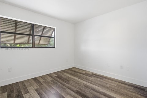 Touwnhouse à louer à Hialeah, Floride: 2 chambres, 99.96 m2 № 1998370 - photo 20