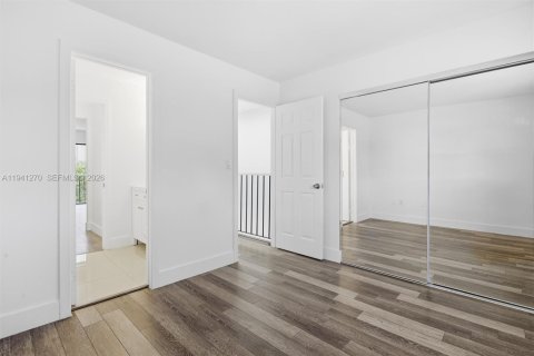 Touwnhouse à louer à Hialeah, Floride: 2 chambres, 99.96 m2 № 1998370 - photo 21