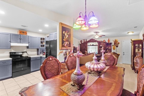 House in Port St. Lucie, Florida 3 bedrooms, 121.89 sq.m. № 2081993 - photo 7