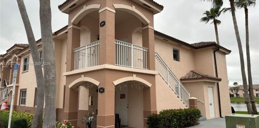 Condominio en Homestead, Florida, 3 dormitorios  № 2008189