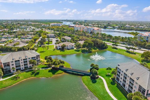 Condo à Jupiter, Floride, 2 chambres  № 2146024