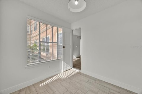 Condominio en alquiler en Kissimmee, Florida, 2 dormitorios, 95.32 m2 № 1906491 - foto 13