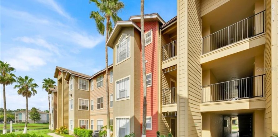 Condominio en Kissimmee, Florida, 2 dormitorios № 1906491