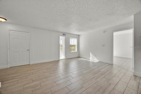 Condominio en alquiler en Kissimmee, Florida, 2 dormitorios, 95.32 m2 № 1906491 - foto 6