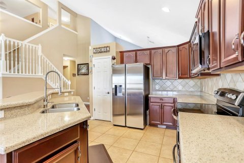 House in Orlando, Florida 4 bedrooms, 208.29 sq.m. № 1845370 - photo 14