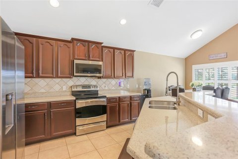 House in Orlando, Florida 4 bedrooms, 208.29 sq.m. № 1845370 - photo 10