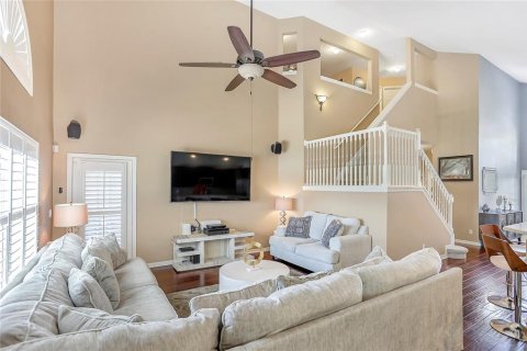 House in Orlando, Florida 4 bedrooms, 208.29 sq.m. № 1845370 - photo 11