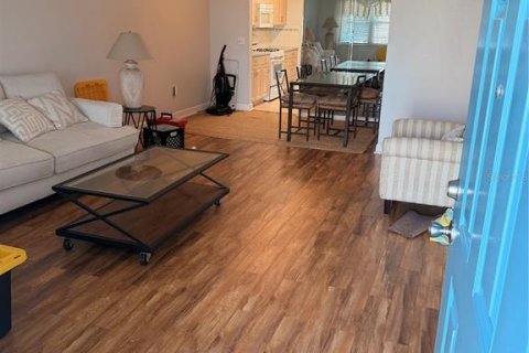 Condo in South Pasadena, Florida, 2 bedrooms  № 2394294 - photo 3