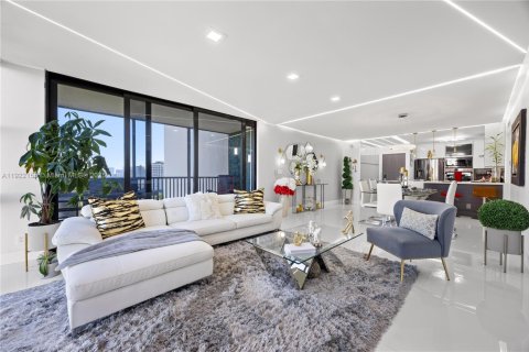 Condominio en venta en Aventura, Florida, 2 dormitorios, 121.98 m2 № 2082777 - foto 5