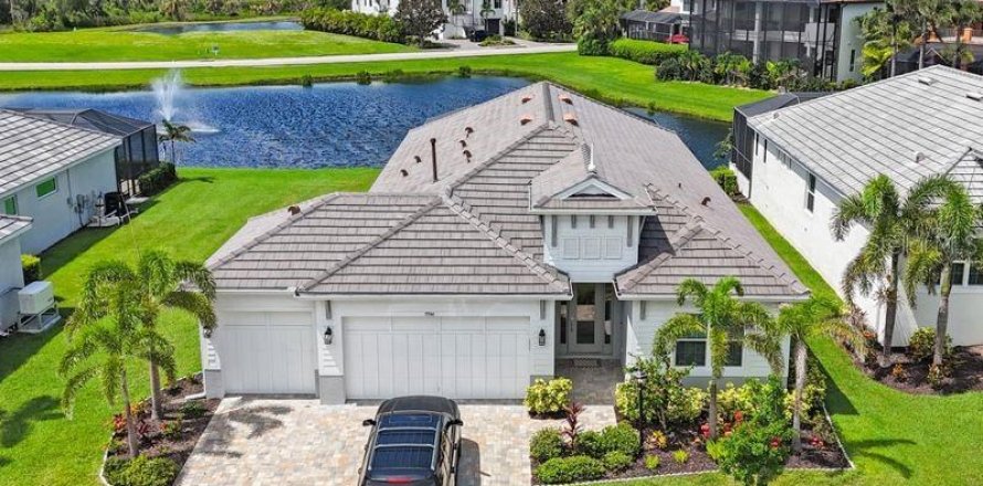 Villa ou maison à Bradenton, Floride 4 chambres, 214.7 m2 № 1836901