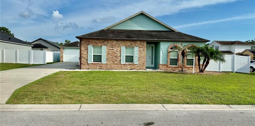 Casa en Plant City, Florida 4 dormitorios, 222.59 m2 № 1757993