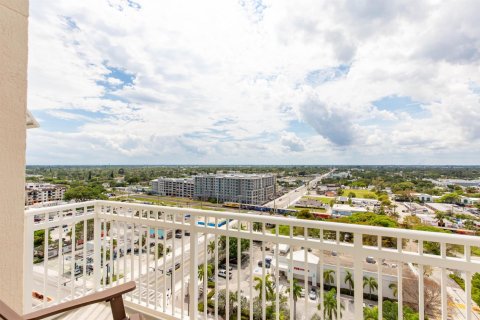 Condo in Boynton Beach, Florida, 1 bedroom  № 2175394 - photo 15