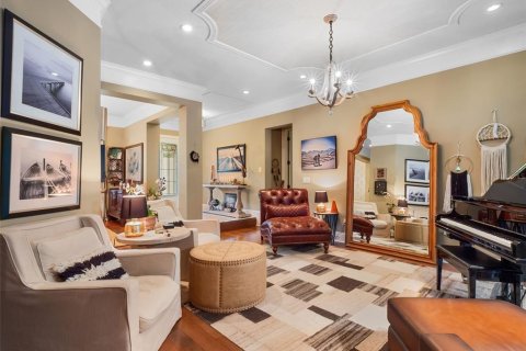 House in Orlando, Florida 5 bedrooms, 443.42 sq.m. № 1774757 - photo 16