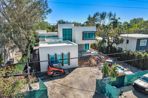 Купить виллу или дом в Бискейн-Парк, Флорида 6 спален, № 2043282 - фото 14