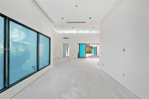 Купить виллу или дом в Бискейн-Парк, Флорида 6 спален, № 2043282 - фото 28