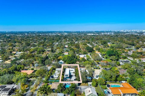 Купить виллу или дом в Бискейн-Парк, Флорида 6 спален, № 2043282 - фото 7