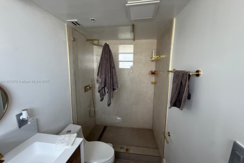 Copropriété à louer à Miami Beach, Floride: 1 chambre, 76.18 m2 № 1857419 - photo 14