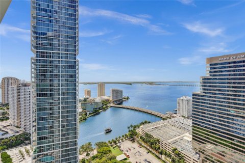 Купить кондоминиум в Майами, Флорида 2 спальни, 135.54м2, № 1977612 - фото 14