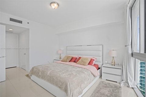 Купить кондоминиум в Майами, Флорида 2 спальни, 135.54м2, № 1977612 - фото 24