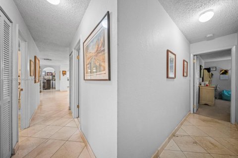 Casa en venta en Palmetto Bay, Florida, 3 dormitorios, 153.57 m2 № 1950300 - foto 16