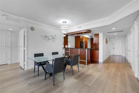 Copropriété à louer à Hallandale Beach, Floride: 3 chambres, 145.95 m2 № 1926456 - photo 16