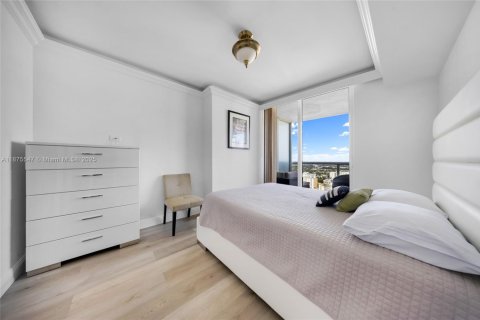 Copropriété à louer à Hallandale Beach, Floride: 3 chambres, 145.95 m2 № 1926456 - photo 23