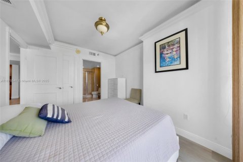 Copropriété à louer à Hallandale Beach, Floride: 3 chambres, 145.95 m2 № 1926456 - photo 25