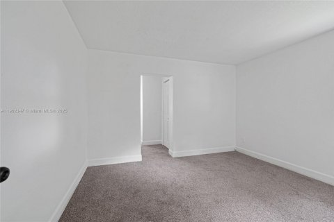 Casa en venta en Pompano Beach, Florida, 3 dormitorios, 117.06 m2 № 1953771 - foto 24