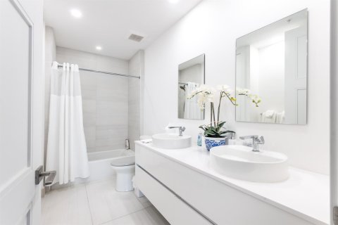 Condo in Boca Raton, Florida, 2 bedrooms  № 2175723 - photo 14