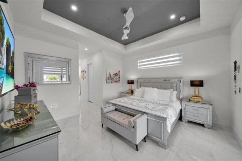 Купить виллу или дом в Кейп-Корал, Флорида 7 комнат, 173.54м2, № 1626402 - фото 26