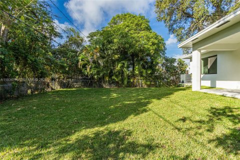 Casa en venta en Dania Beach, Florida, 4 dormitorios № 1992413 - foto 5