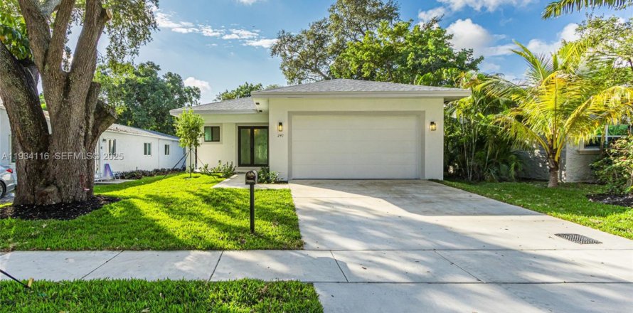 Casa en Dania Beach, Florida 4 dormitorios № 1992413