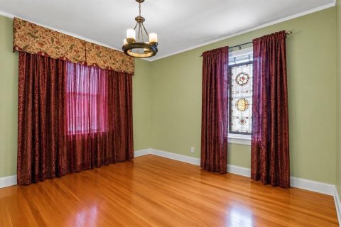 House in Lakeland, Florida 3 bedrooms, 248.98 sq.m. № 2093040 - photo 12
