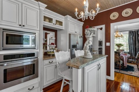 House in Lakeland, Florida 3 bedrooms, 248.98 sq.m. № 2093040 - photo 19