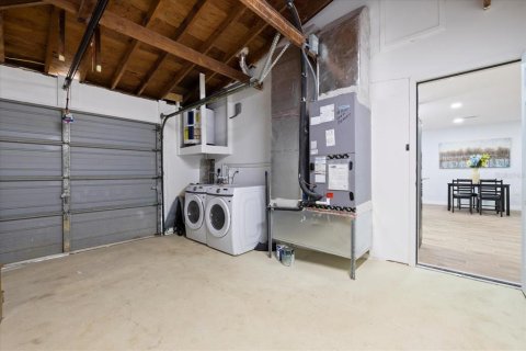 House in Clearwater, Florida 3 bedrooms, 110.37 sq.m. № 1788212 - photo 25