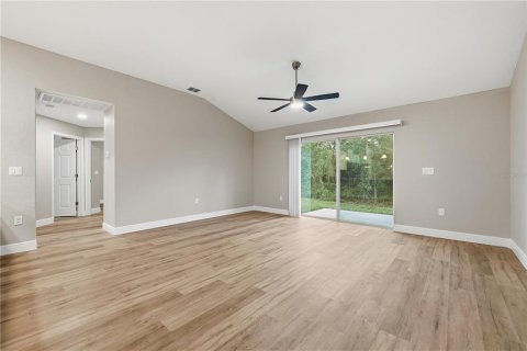 Villa ou maison à vendre à Citrus Springs, Floride: 3 chambres, 169.64 m2 № 2436831 - photo 6