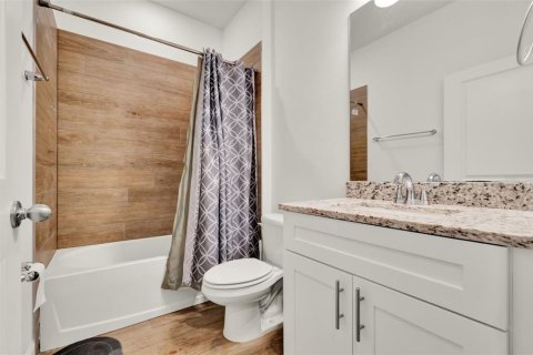Casa en alquiler en Kissimmee, Florida, 4 dormitorios, 156.26 m2 № 1838886 - foto 18