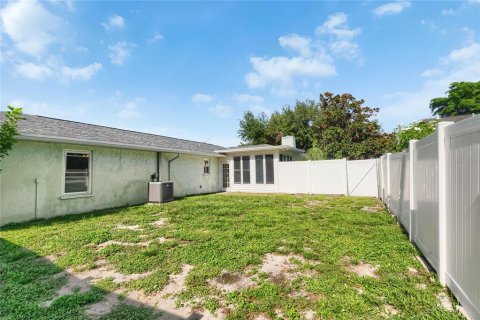 Villa ou maison à vendre à Bradenton, Floride: 4 chambres, 186.36 m2 № 2347733 - photo 28