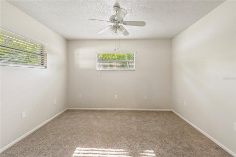 Villa ou maison à vendre à Bradenton, Floride: 4 chambres, 186.36 m2 № 2347733 - photo 18