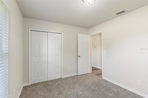 Villa ou maison à vendre à Bradenton, Floride: 4 chambres, 186.36 m2 № 2347733 - photo 12
