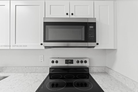 Casa en venta en West Palm Beach, Florida, 3 dormitorios, 105.72 m2 № 2057951 - foto 17