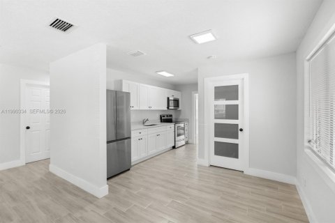 Casa en venta en West Palm Beach, Florida, 3 dormitorios, 105.72 m2 № 2057951 - foto 7