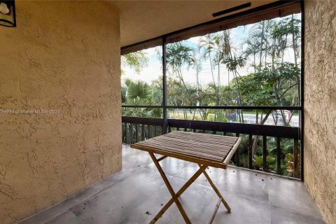 Condo in Miami, Florida, 2 bedrooms  № 1714072 - photo 30