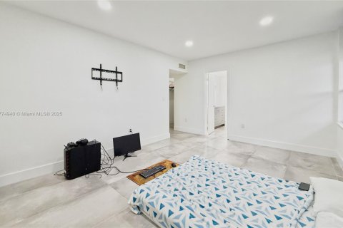 Condo in Miami, Florida, 2 bedrooms  № 1714072 - photo 26