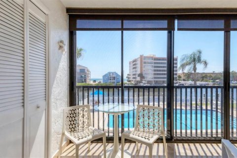 Condominio en alquiler en Sarasota, Florida, 1 dormitorio, 65.59 m2 № 1563608 - foto 1