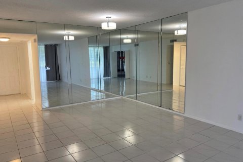 Copropriété à louer à Pompano Beach, Floride: 2 chambres, 103.31 m2 № 2154587 - photo 5