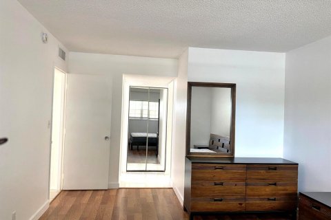 Copropriété à louer à Pompano Beach, Floride: 2 chambres, 103.31 m2 № 2154587 - photo 13