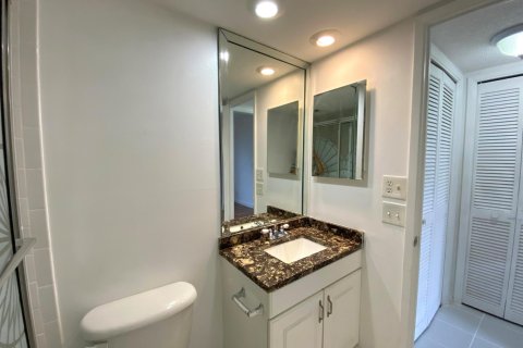 Copropriété à louer à Pompano Beach, Floride: 2 chambres, 103.31 m2 № 2154587 - photo 11