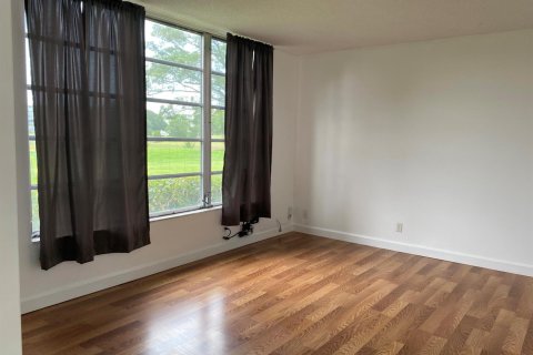 Copropriété à louer à Pompano Beach, Floride: 2 chambres, 103.31 m2 № 2154587 - photo 6