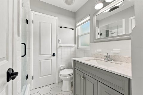 Casa en venta en Clearwater, Florida, 3 dormitorios, 187.94 m2 № 2384358 - foto 19